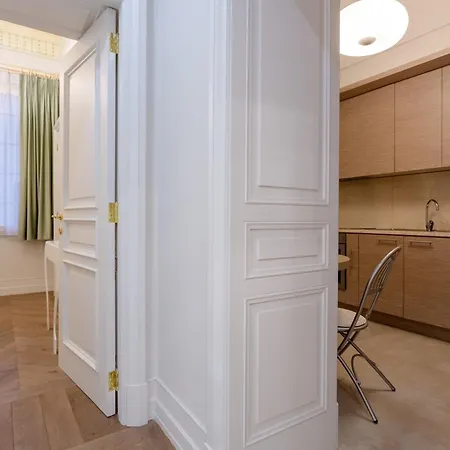 Lägenhet Carrozze Luxury Rom
